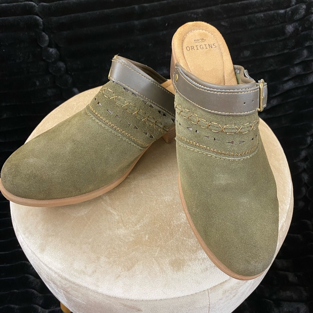 Earth Origins Mules View 2
